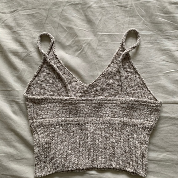 CREAM KNIT CROPPED TANK TOP - Picture 2 of 2
